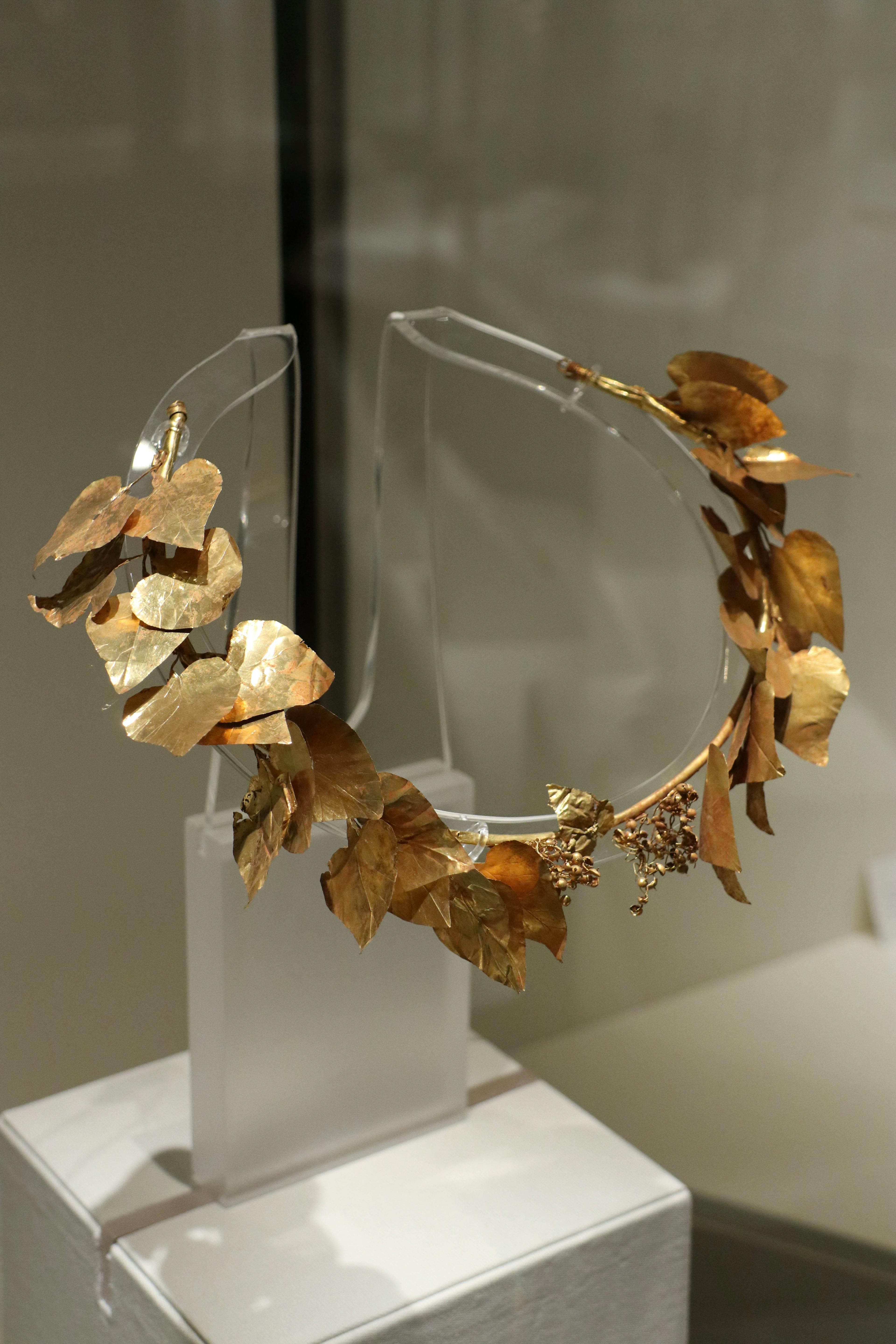 Gold ivy wreath from the middle of the 4th century B.C. On display at the National Archaeological Museum of Athens. Credit: George E. Koronaios, CC0, via Wikimedia Commons.