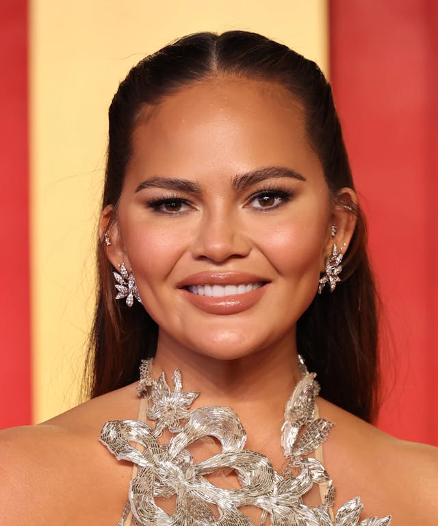 Sports Illustrated Makes Chrissy Teigen Their Latest Cover Girl Despite Her Long History Of Bullying And Creepy Tweets