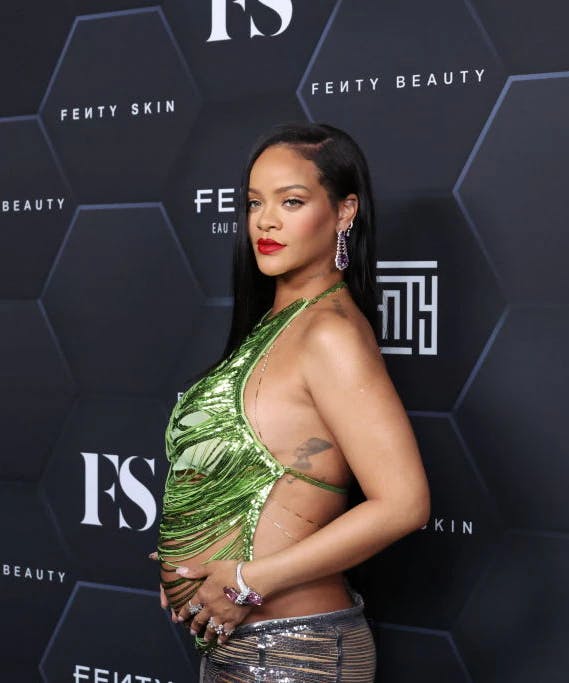 Rihanna pregnant
