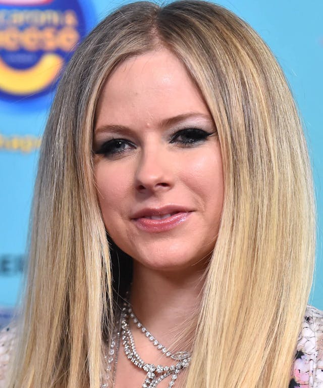 Why People Are Convinced Avril Lavigne Is A Clone