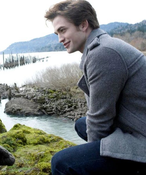 Here’s Why Edward Cullen Is Still A Teen Heartthrob In 2021