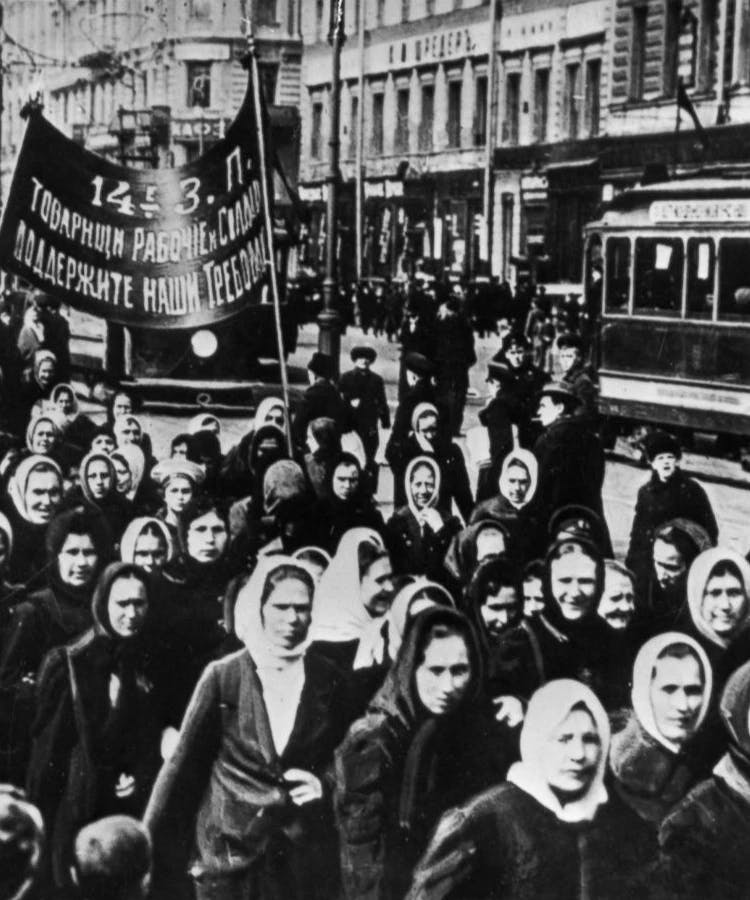 1917 International Women's Day - Petrograd public domain wikimedia commons