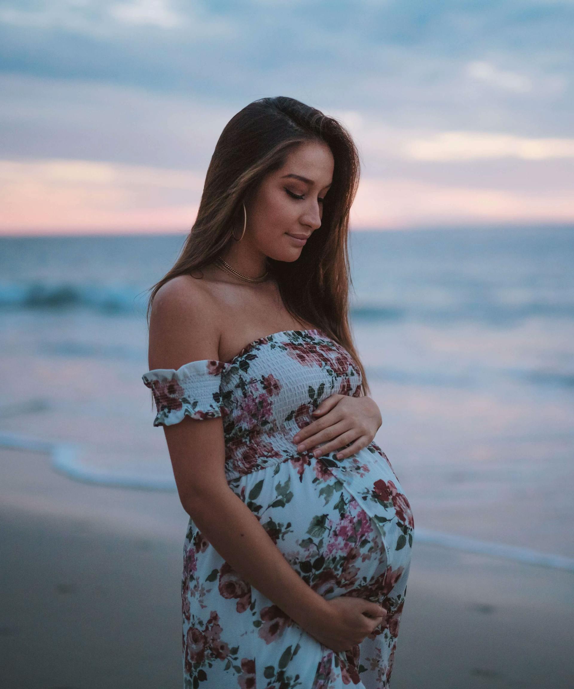 neal-e-johnson unsplash A Mother And Her Baby Are Connected Forever, Science Proves It