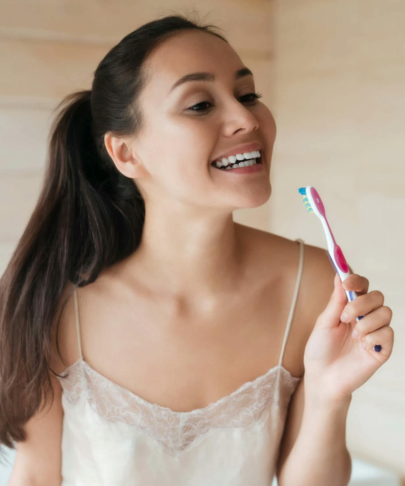 This Non-Toxic Toothpaste Trend Is Replacing Fluoride