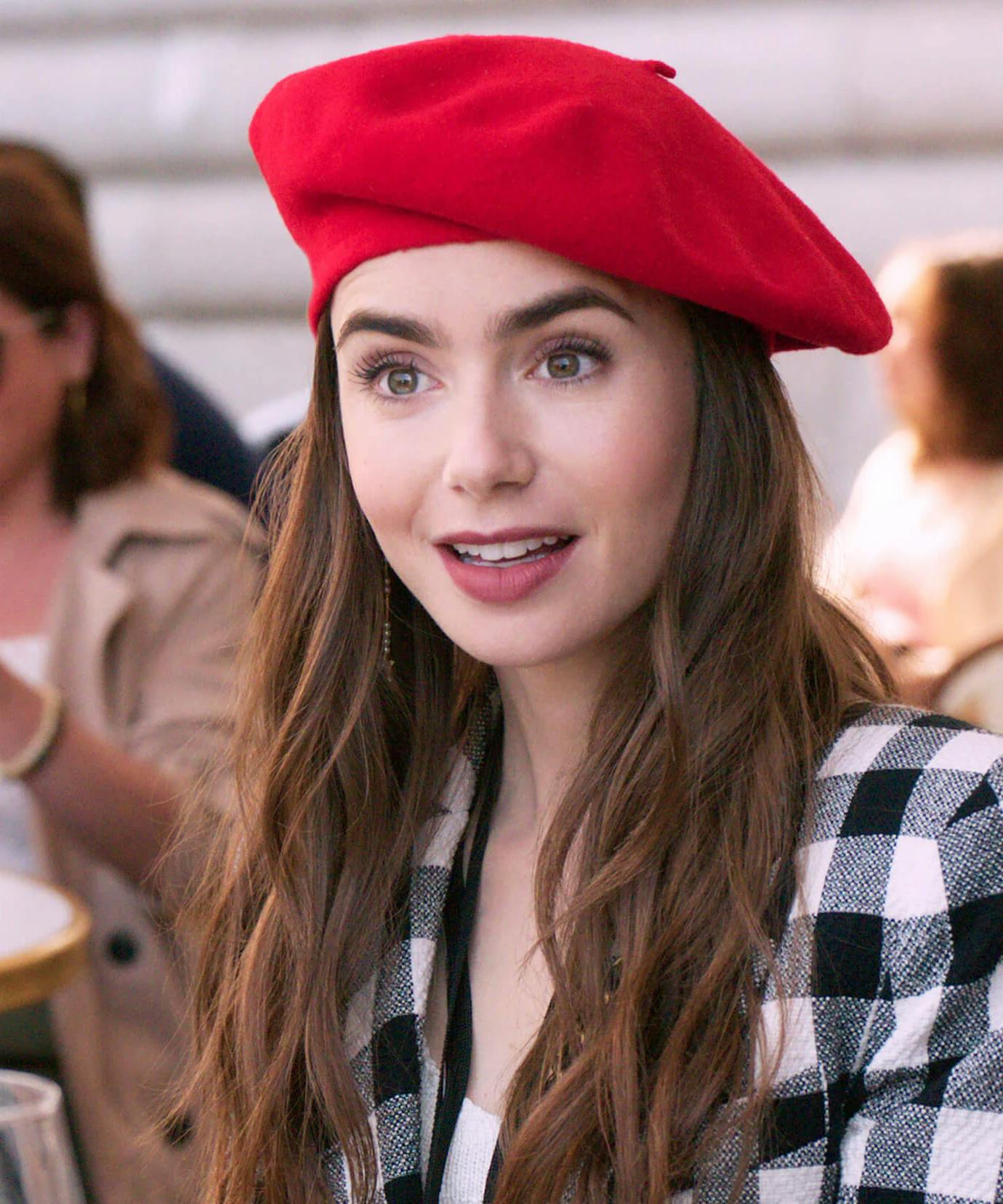 emily-in-paris-lily-collins-preview