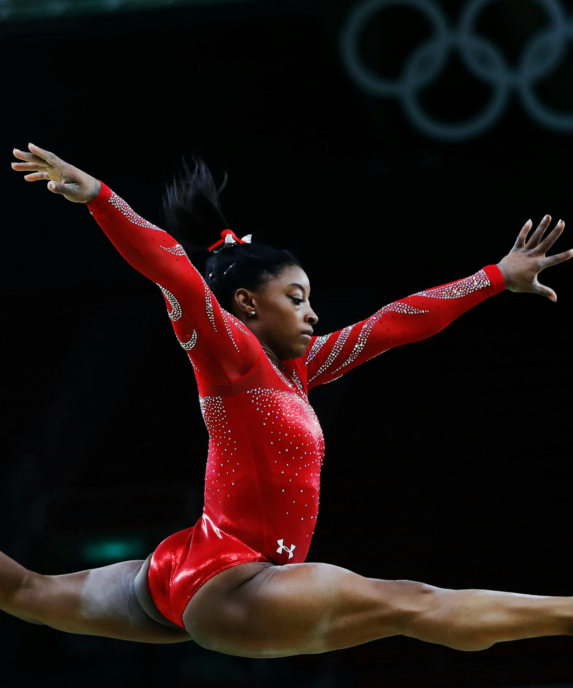 Simone Biles Is Pulled Out Of Teams Finals With A Mental Issue