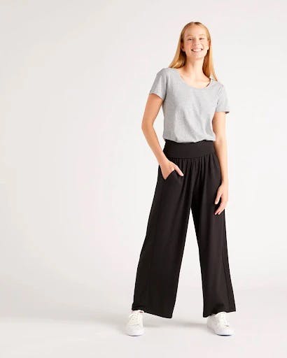 Want To Feel Comfy But Look Like You Tried? Here Are 18 Elastic Pants That  Are Super Cute