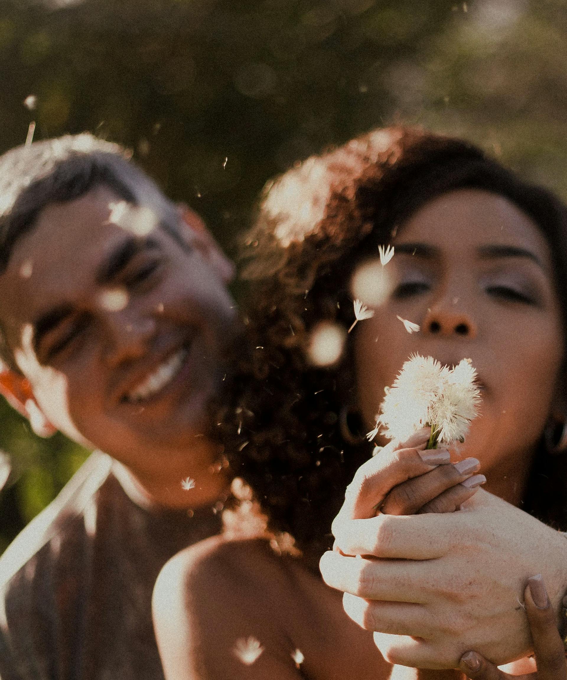 7 Ways To Tell If You’re In Love Or In Desperation