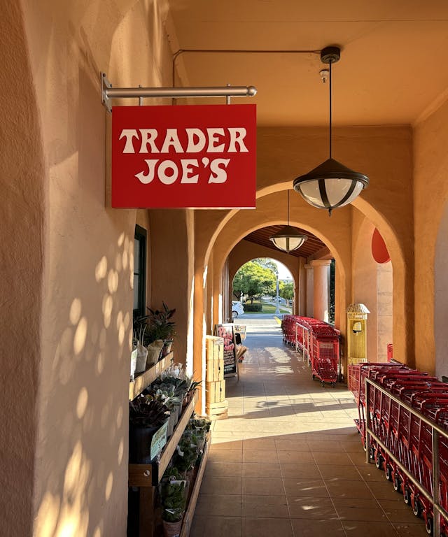 How Trader Joe's Gained A Cult Following