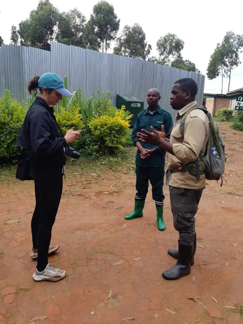 Alyssa speaks with a local translated by her fixer from Mission Africa for a story in Rwanda. Courtesy of Alyssa Rinelli 